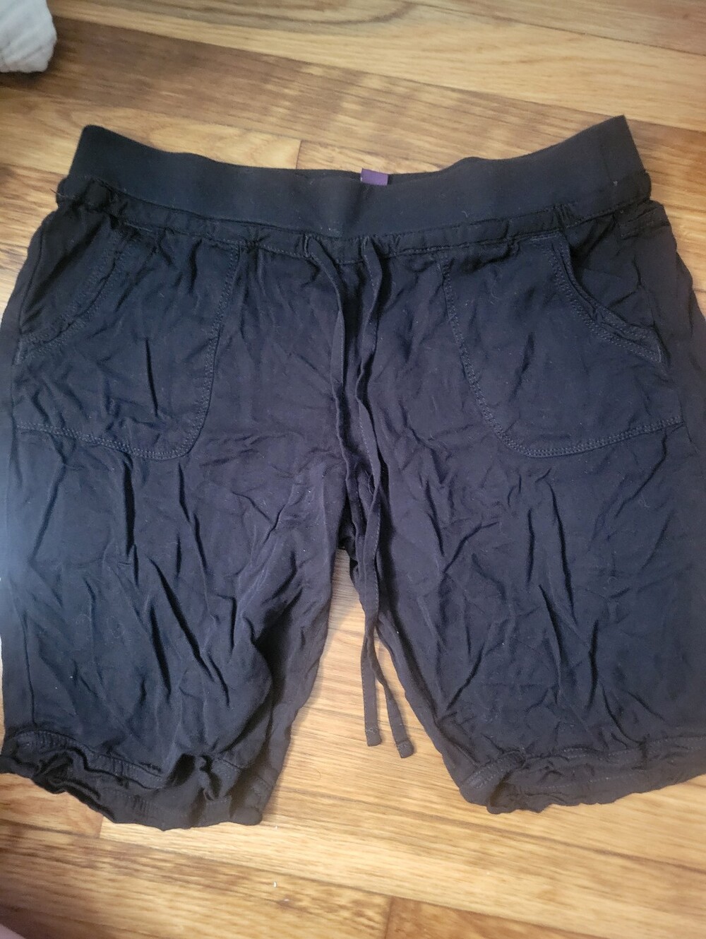 Gloria Vanderbilt Black Athletic Drawstring Shorts with Pockets